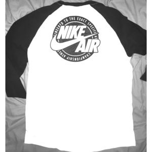 Nike Raglan Baseball Tee, L